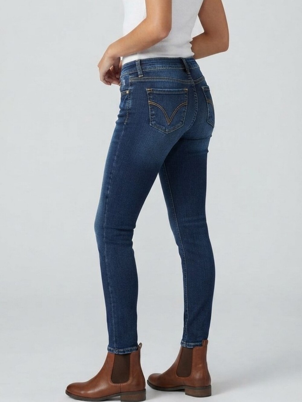 Vigoss Junior's Size 3 Skinny Jeans Dark Indigo Wash Stretchy Denim GUC